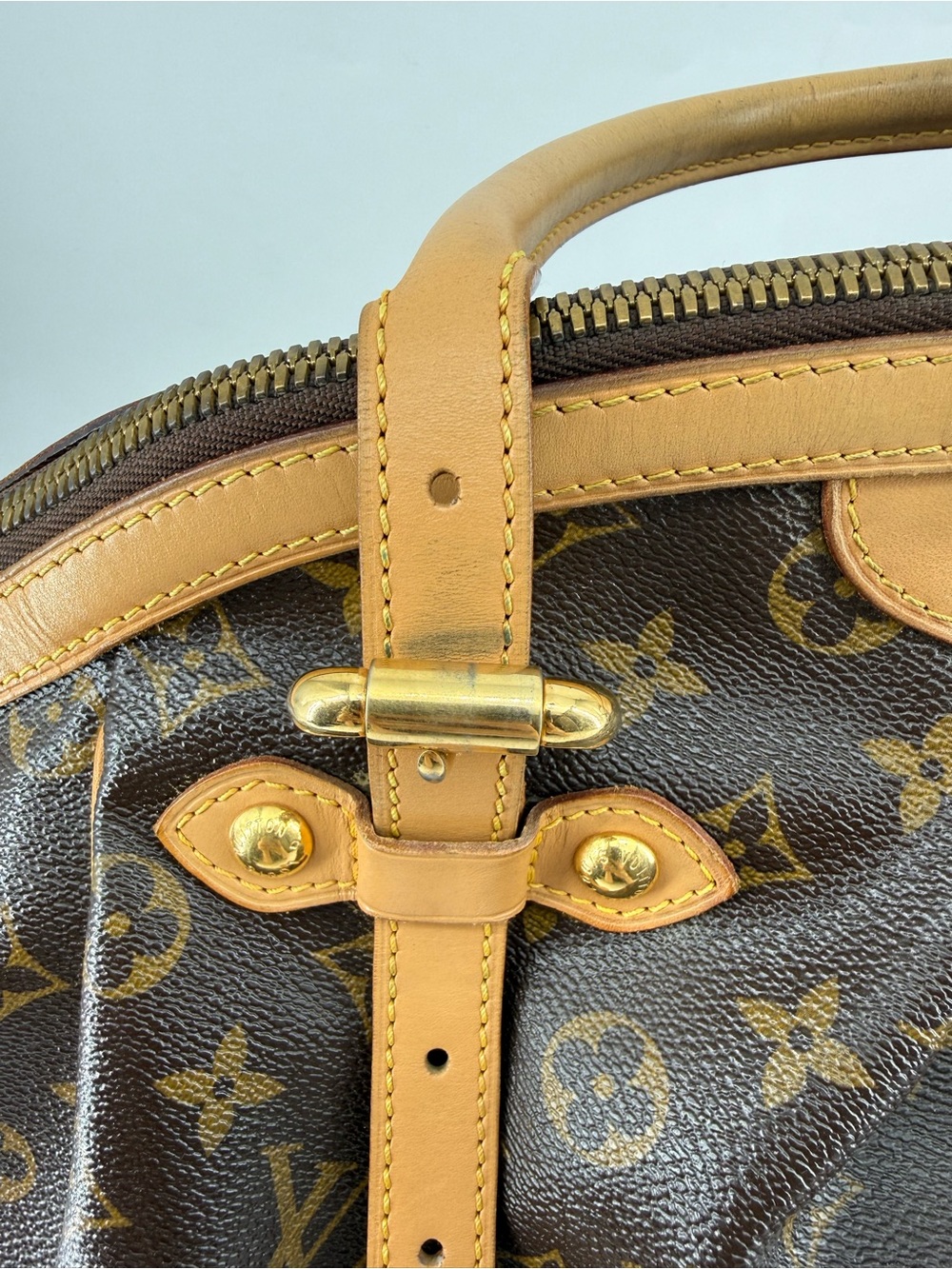 Louis Vuitton Tivoli GM Monogram Canvas Handle Bag - Picture 6 of 14